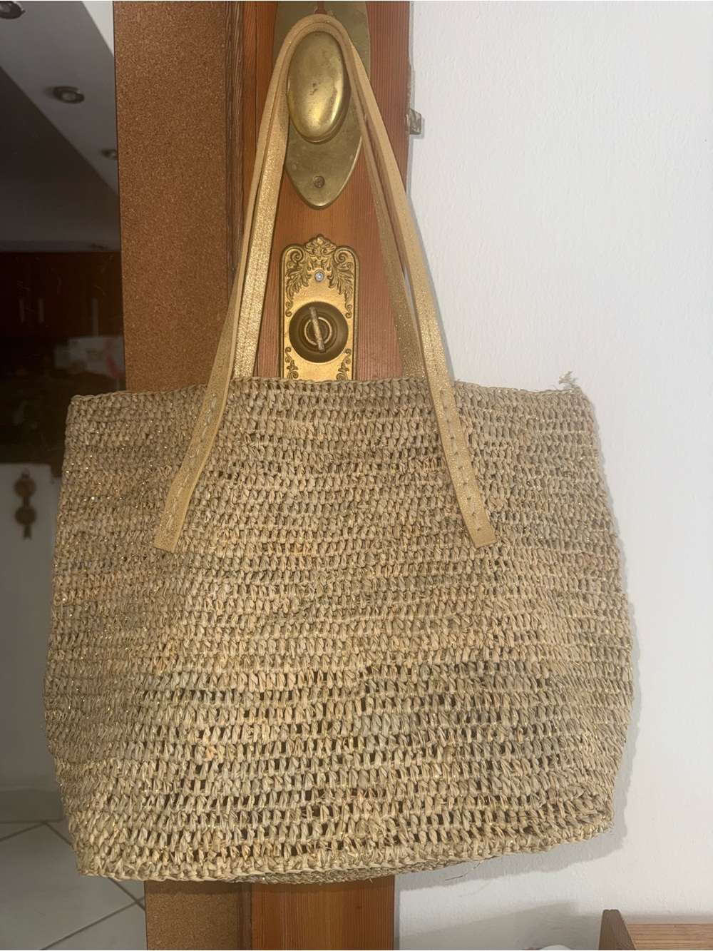 XL Flora bella Beige Woven Tote Bag Gold Faux Leather Double Handles Glitter